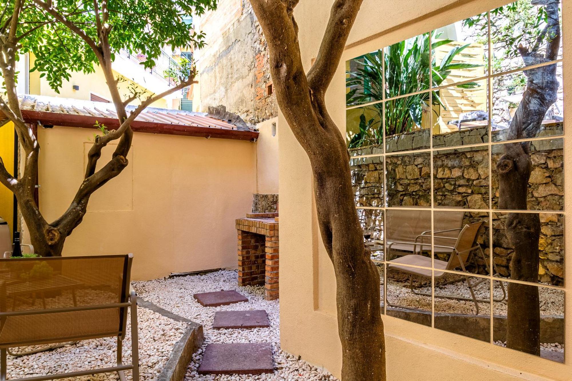 Eidos Apartment Taormina Exterior photo
